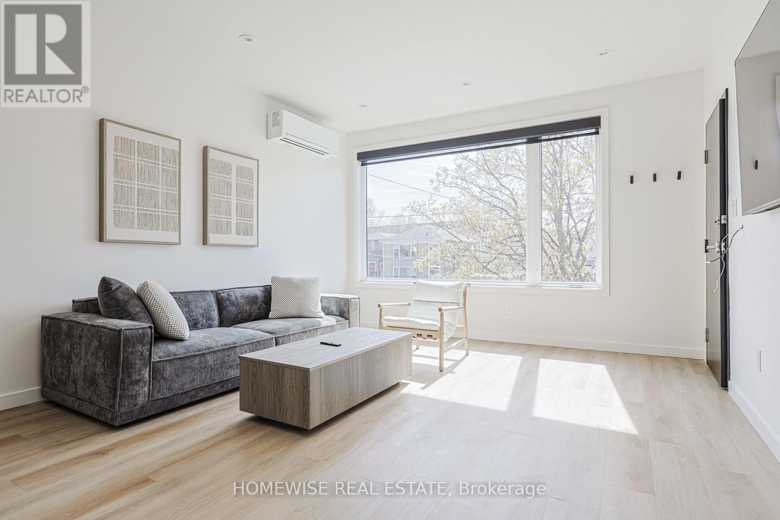 3 - 159 Locksley Avenue, Toronto, Ontario  M6B 3N6 - Photo 7 - W13834670