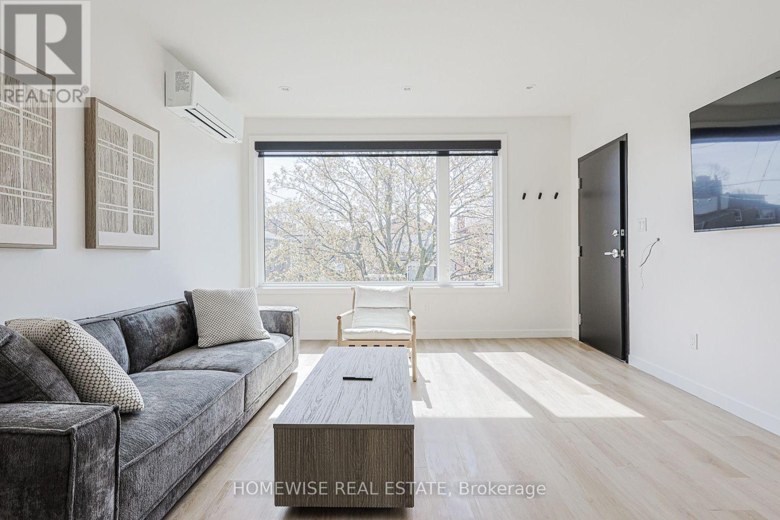 3 - 159 Locksley Avenue, Toronto, Ontario  M6B 3N6 - Photo 8 - W13834670