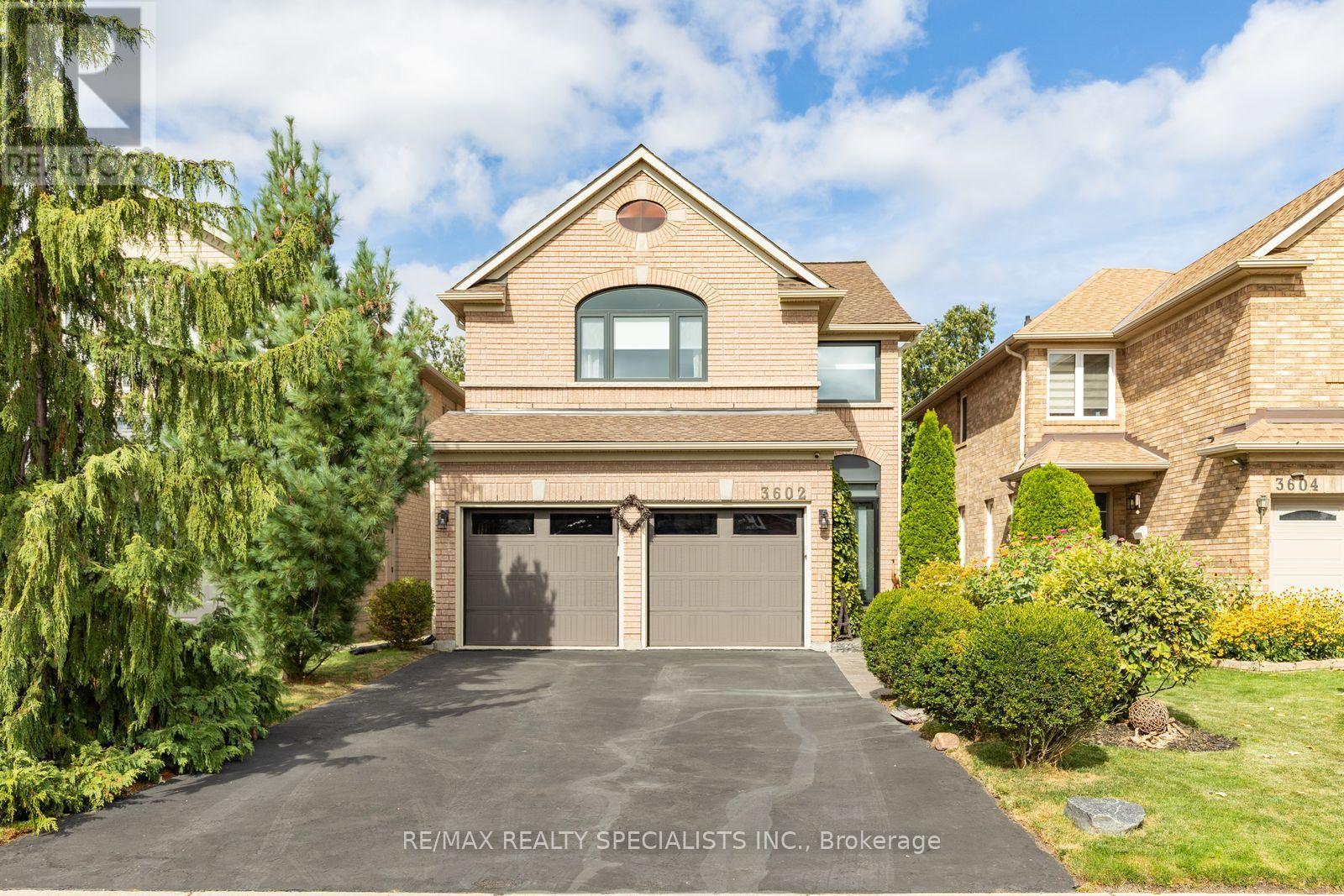3602 Forest Bluff Crescent, Mississauga, Ontario  L5N 7W2 - Photo 1 - W13834740