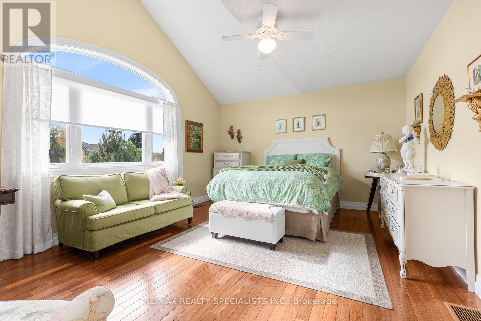 3602 Forest Bluff Crescent, Mississauga, Ontario  L5N 7W2 - Photo 18 - W13834740