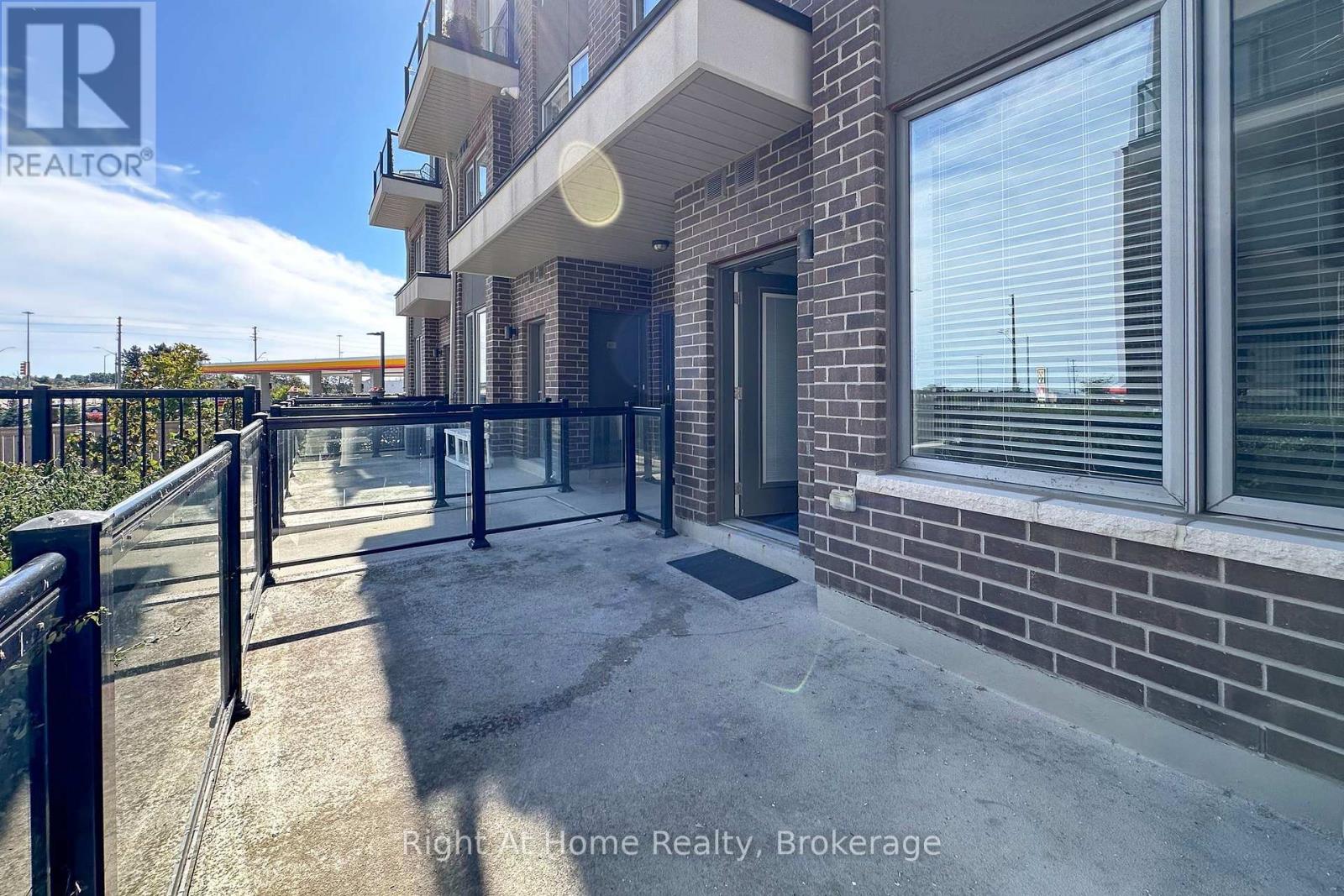 405 - 1460 Whites Road, Pickering, Ontario  L1V 1R4 - Photo 18 - E13827072