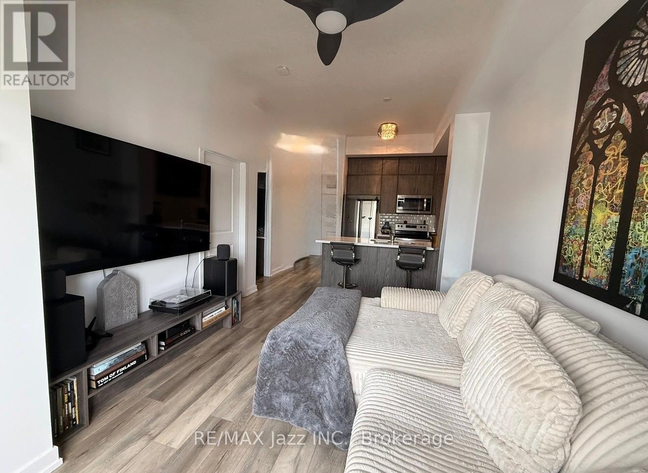 625 - 5055 Greenlane Road, Lincoln, Ontario  L0R 1B3 - Photo 2 - X13811456
