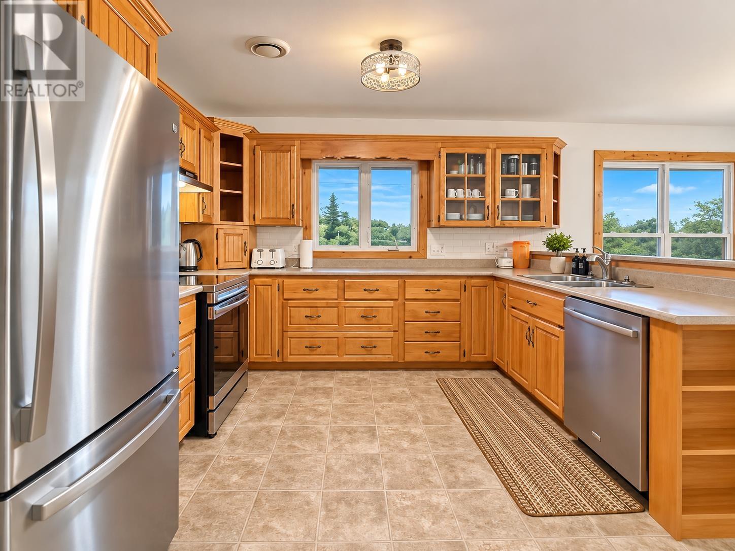 136 Crooked Creek Road, Oyster Bed Bridge, Prince Edward Island  C0A 1N0 - Photo 5 - 202624396