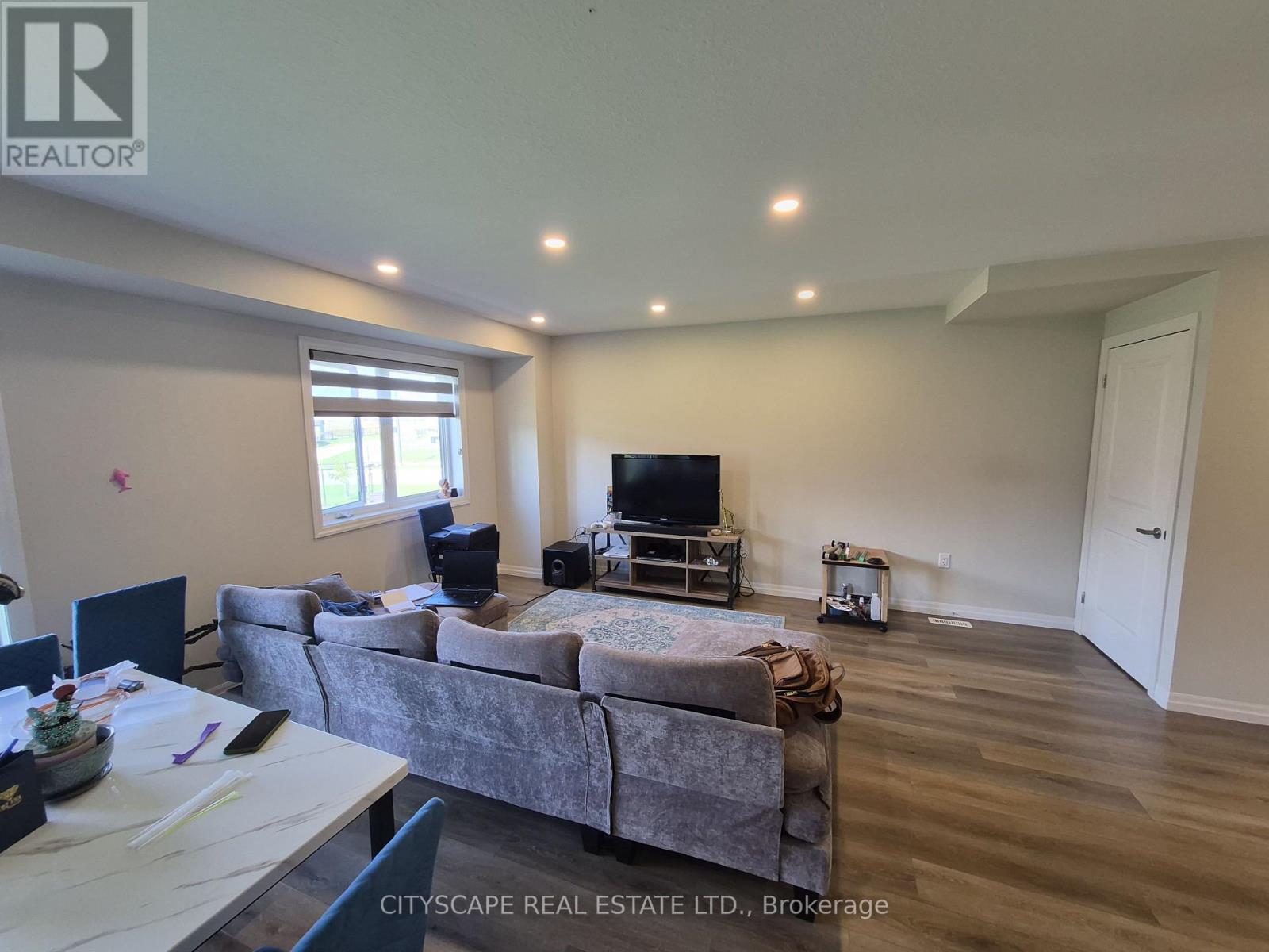 201 Hooper Street, St. Marys, Ontario  N4X 0C1 - Photo 7 - X13834446