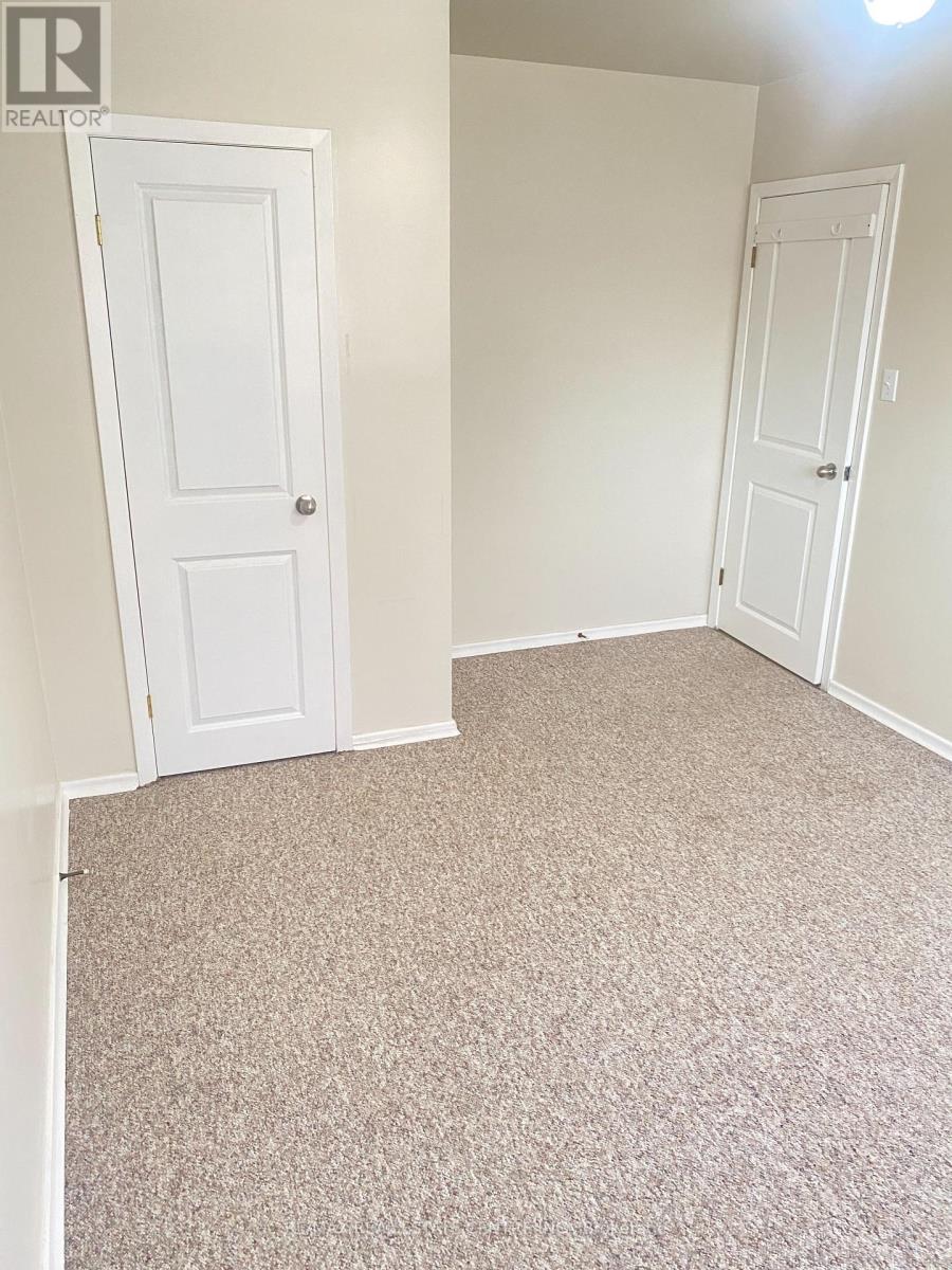 3 - 11 Southdale Avenue, Kitchener, Ontario N2M 3V4 - Photo 11 - X13834564