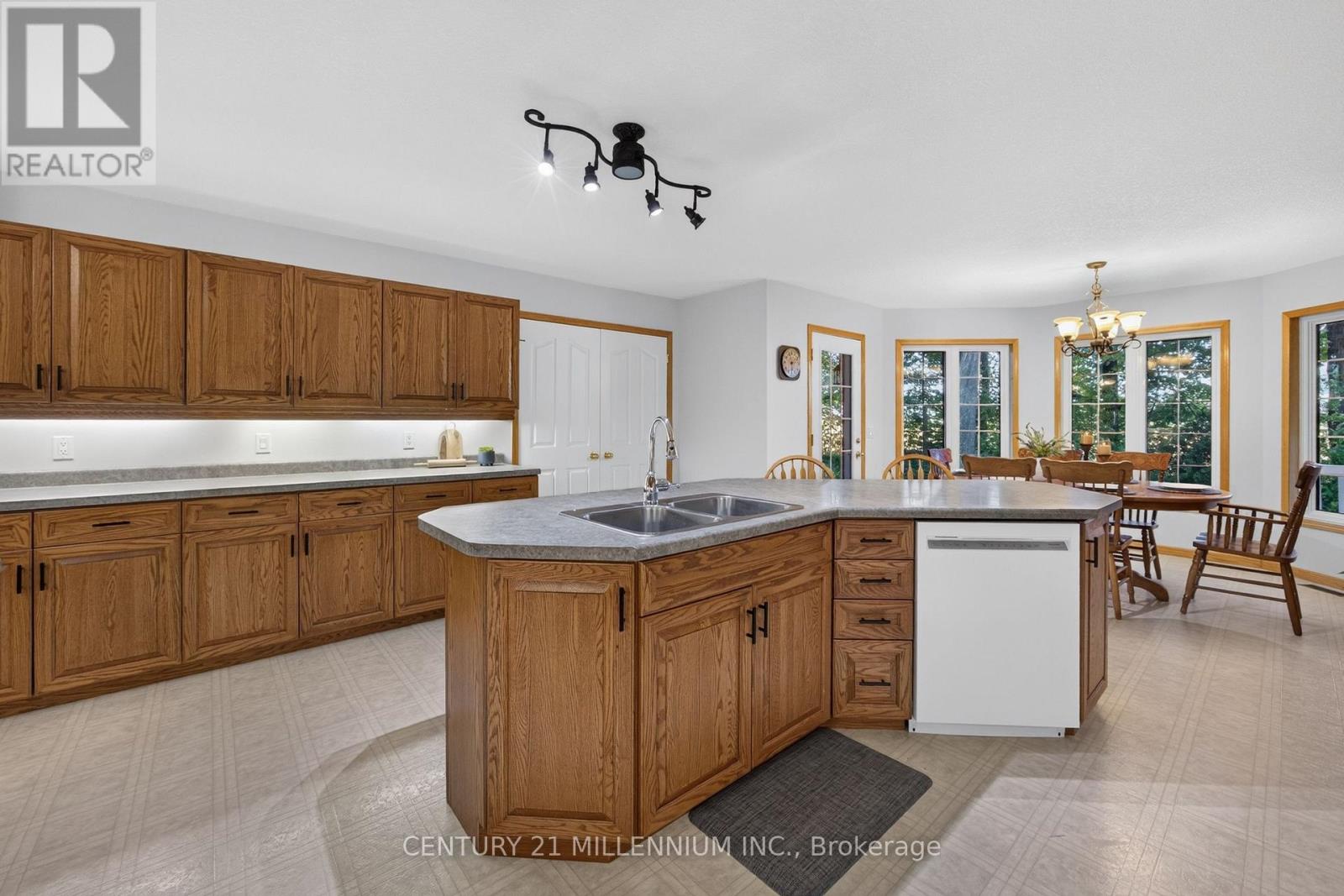 193496 Amaranth - East Luther Townline, East Luther Grand Valley, Ontario  L9W 0N5 - Photo 17 - X13834572