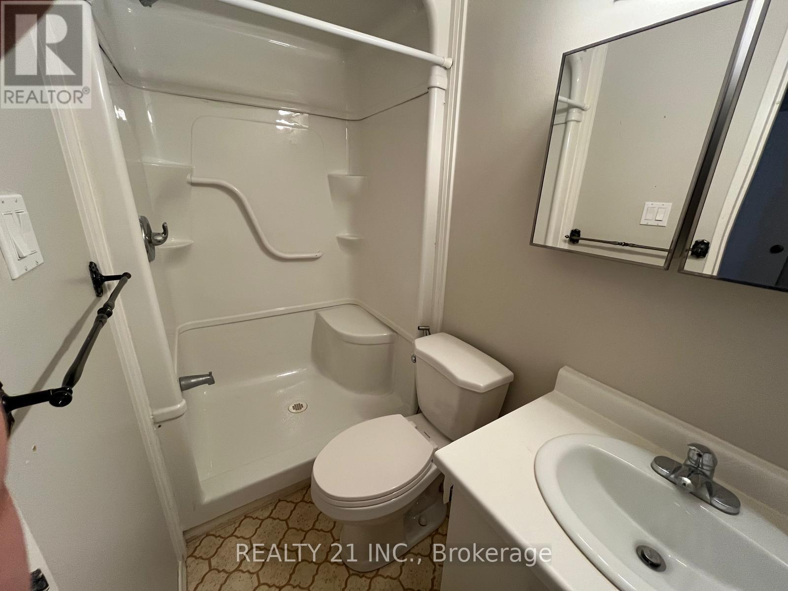 2 - 405 Keats Way, Waterloo, Ontario  N2L 5S7 - Photo 13 - X13834666