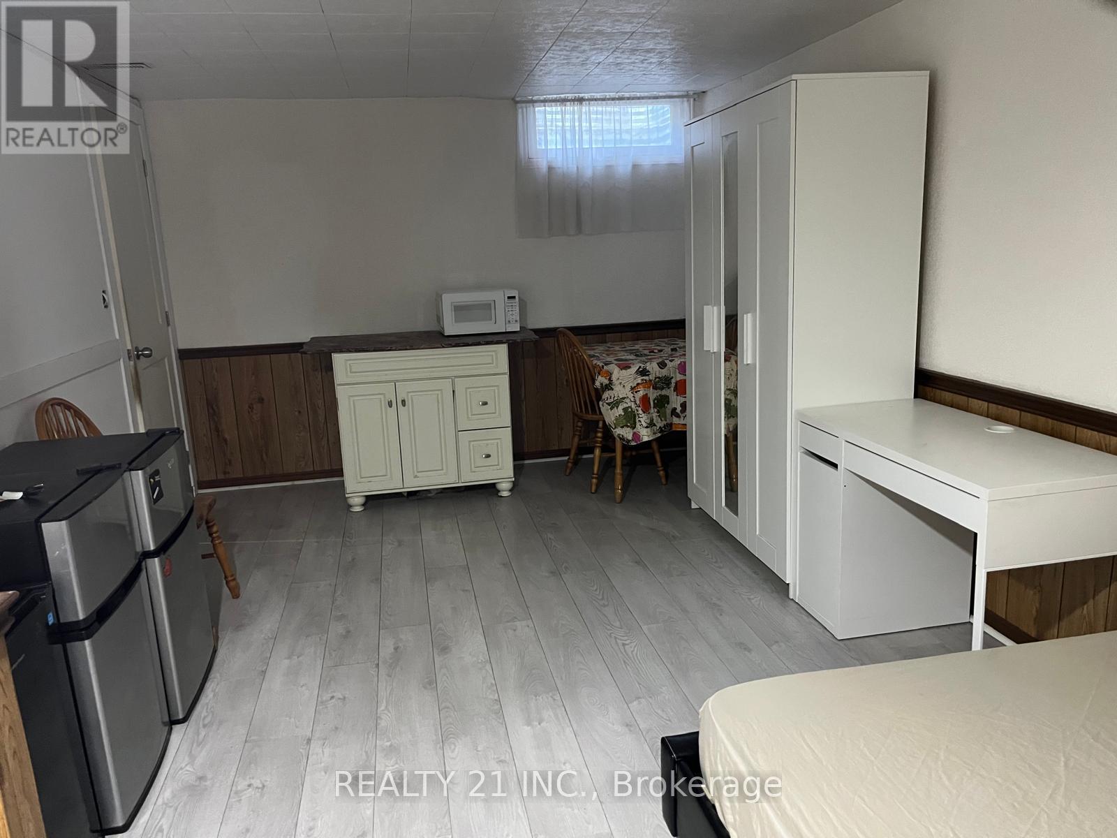 2 - 405 Keats Way, Waterloo, Ontario  N2L 5S7 - Photo 23 - X13834666