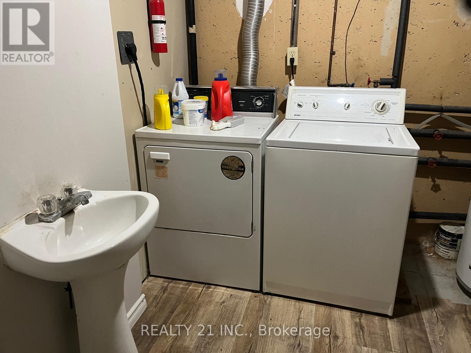 2 - 405 Keats Way, Waterloo, Ontario  N2L 5S7 - Photo 25 - X13834666