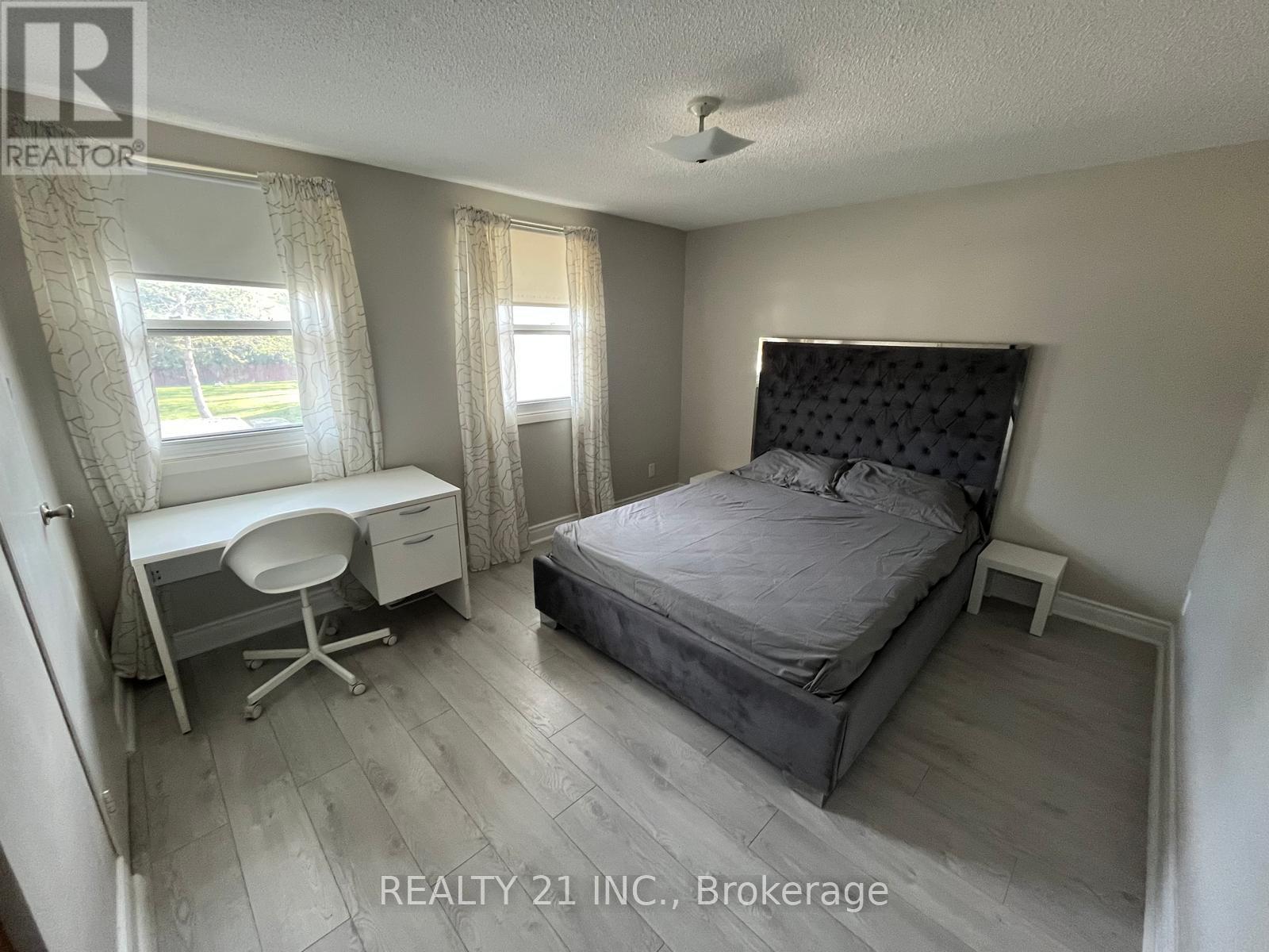 2 - 405 Keats Way, Waterloo, Ontario  N2L 5S7 - Photo 8 - X13834666