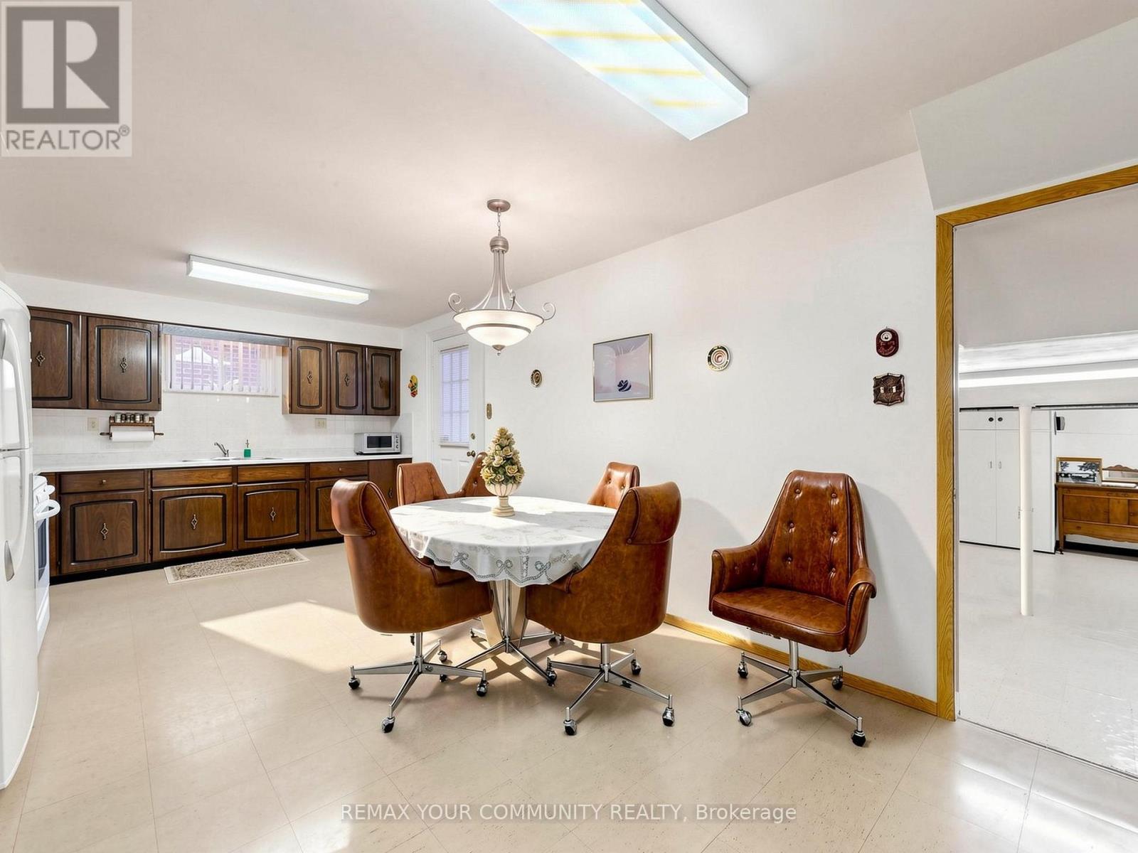 35 May Avenue, Richmond Hill, Ontario L4C 3S7 - Photo 32 - N13834234