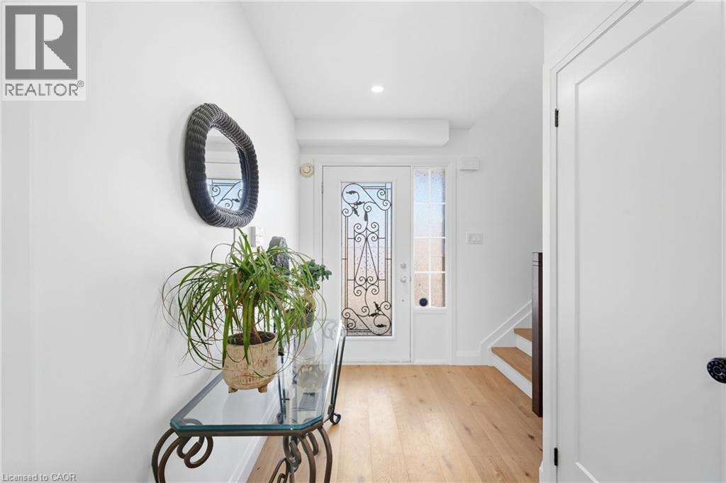 303 Webster Road, Hamilton, Ontario  L8G 5H3 - Photo 4 - 40866462