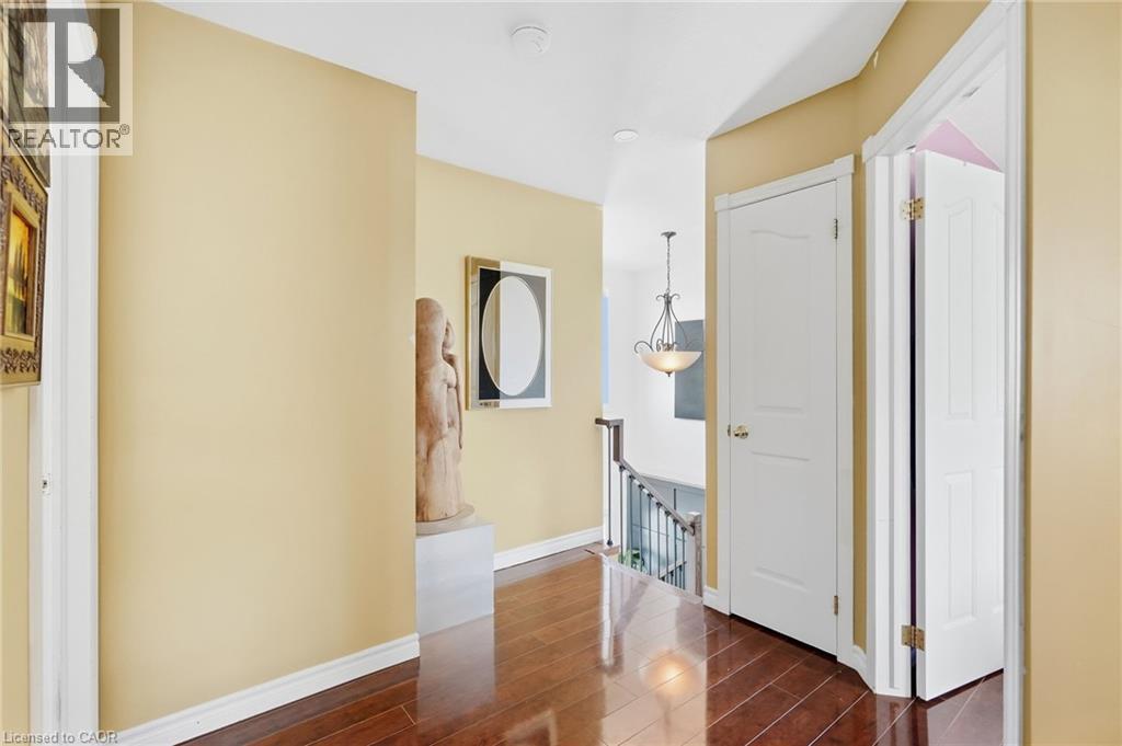 303 Webster Road, Hamilton, Ontario  L8G 5H3 - Photo 19 - 40866462