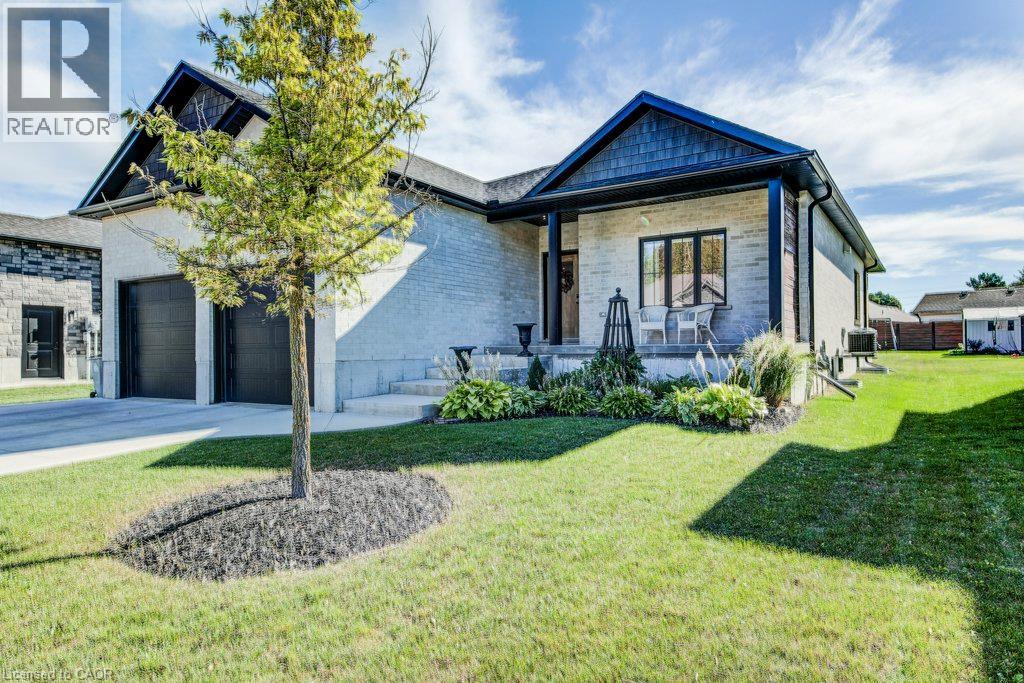 24 Gilmer Crescent, Listowel, Ontario  N4W 0H2 - Photo 4 - 40866861