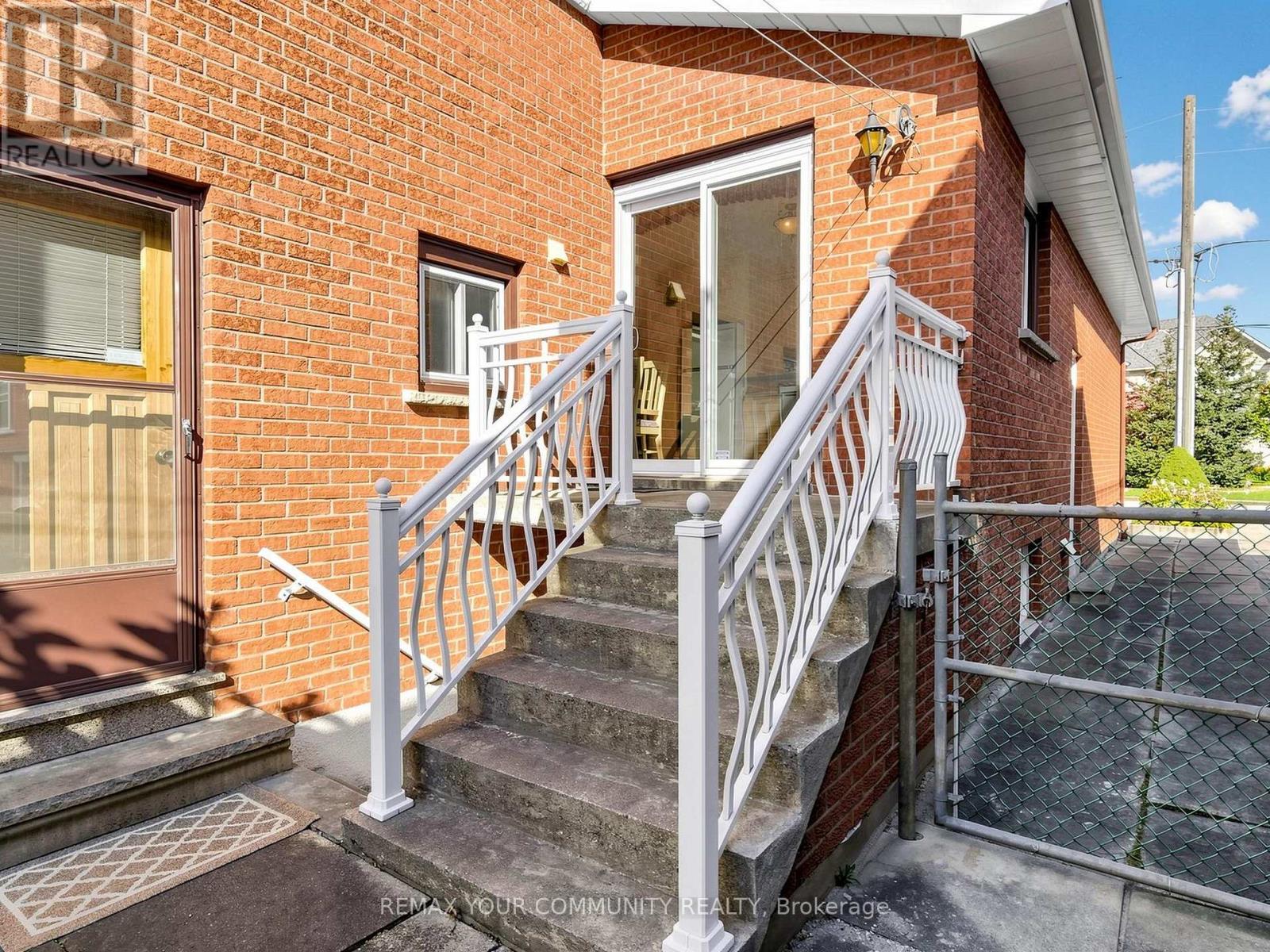 35 May Avenue, Richmond Hill, Ontario L4C 3S7 - Photo 38 - N13834234