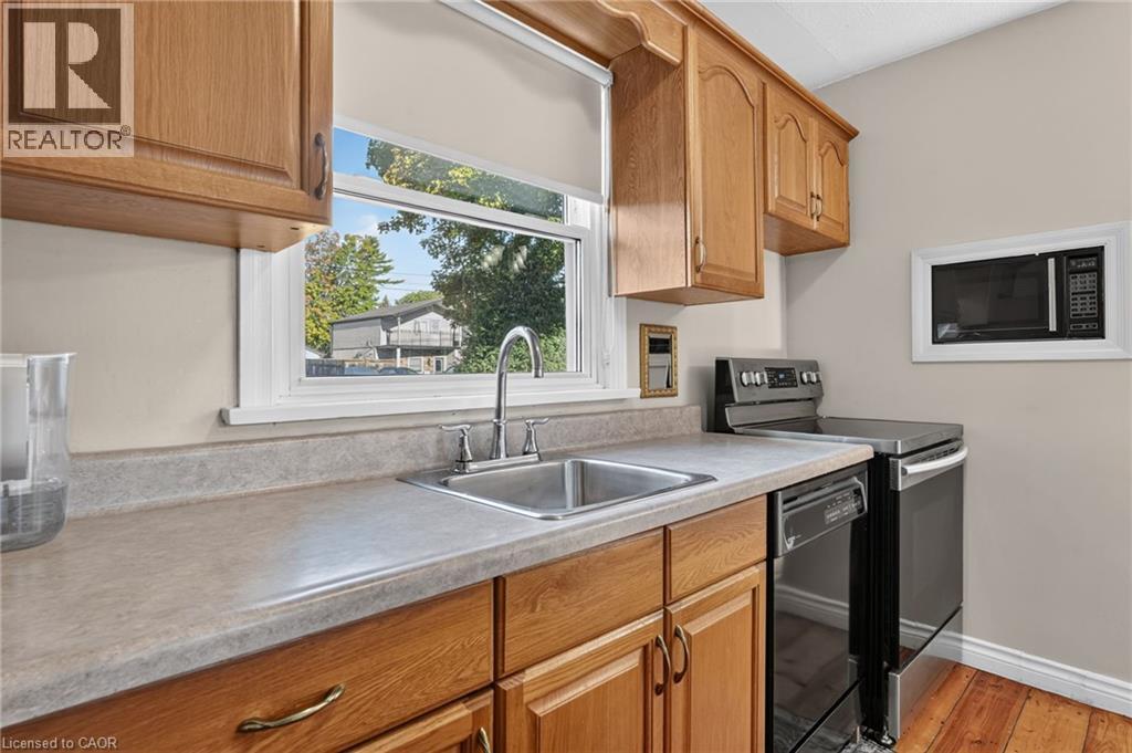 416 Bartlett Avenue, Grimsby, Ontario  L3M 2N4 - Photo 23 - 40866987