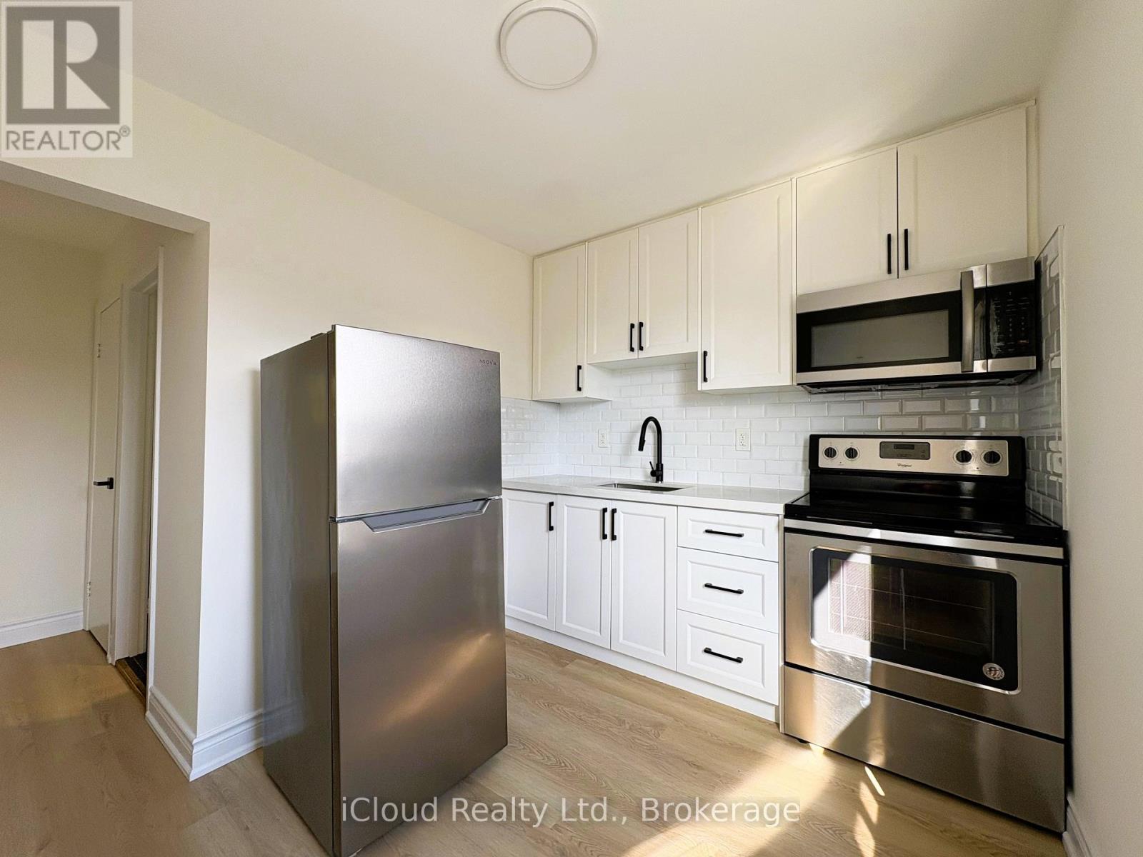 Upper - 1373 Davenport Road, Toronto, Ontario  M6H 2H5 - Photo 5 - W13828004
