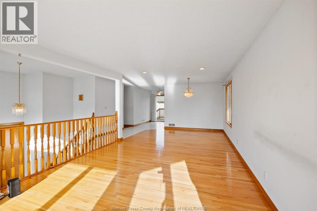 256 Kenilworth Place, Windsor, Ontario  N9E 4M6 - Photo 11 - 26023756