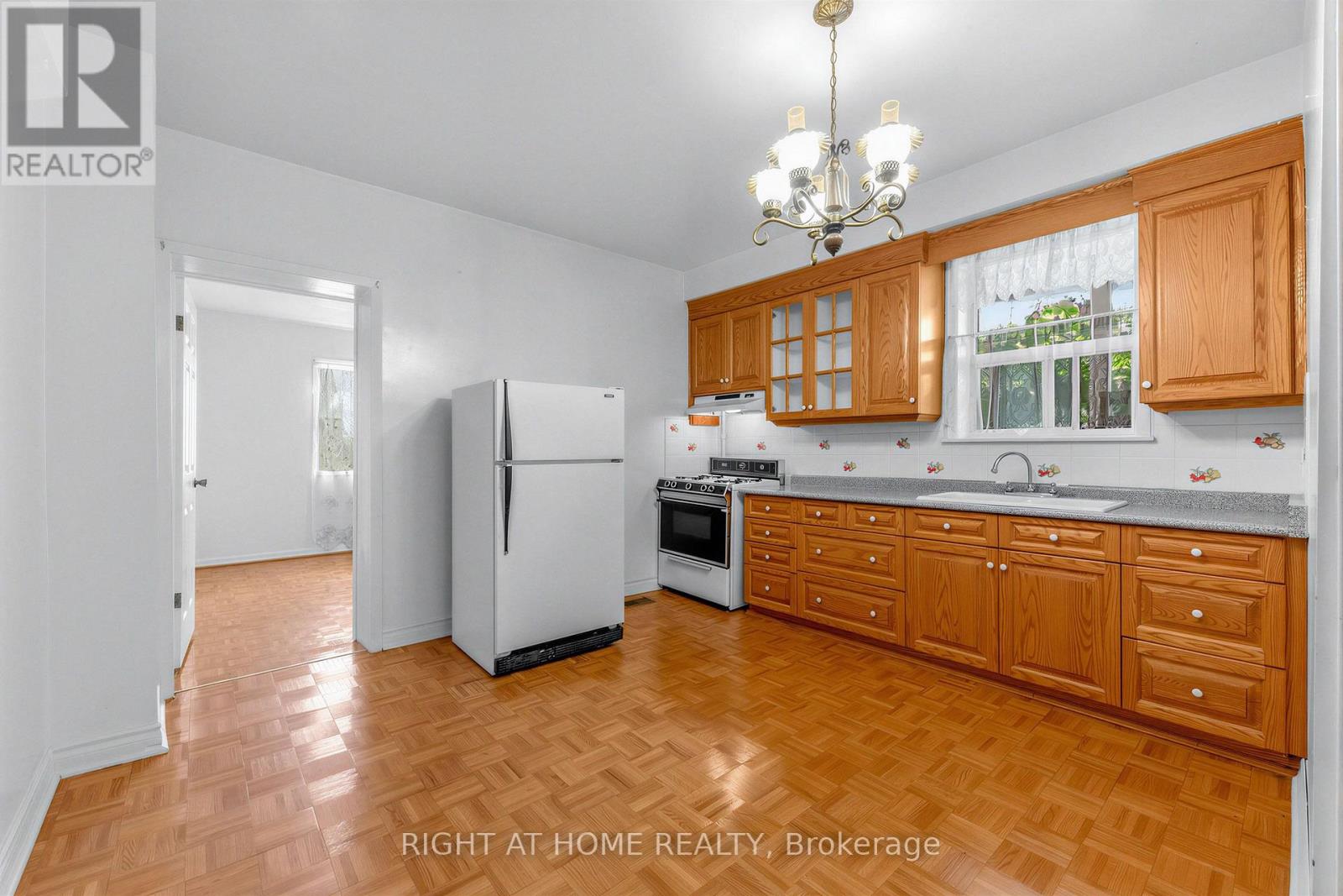 147 Dovercourt Road, Toronto, Ontario  M6J 3C5 - Photo 13 - C13834706