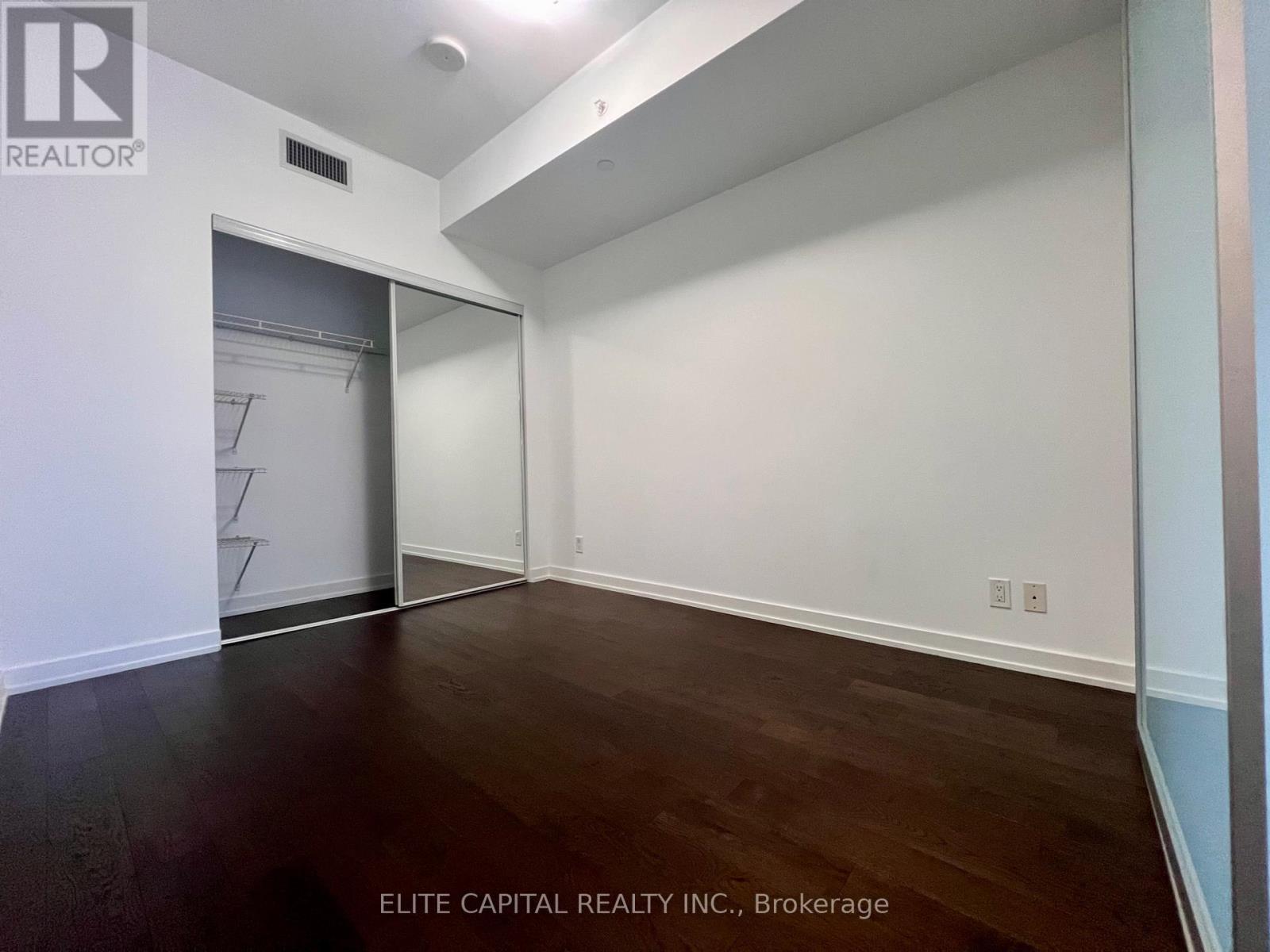 512 - 2212 Lake Shore Boulevard W, Toronto, Ontario  M8V 0C2 - Photo 8 - W13560074