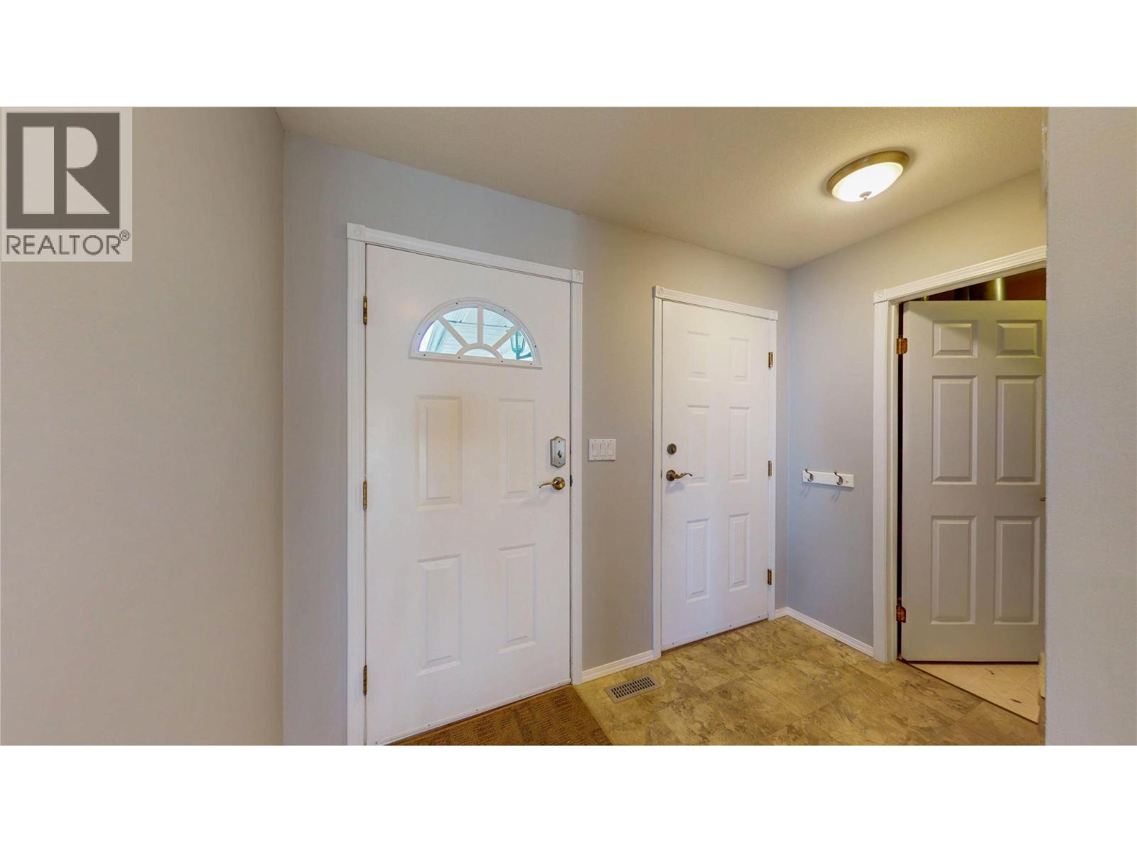 2375 1st Street S Unit# 26, Cranbrook, British Columbia  V1C 6J7 - Photo 20 - 10401946