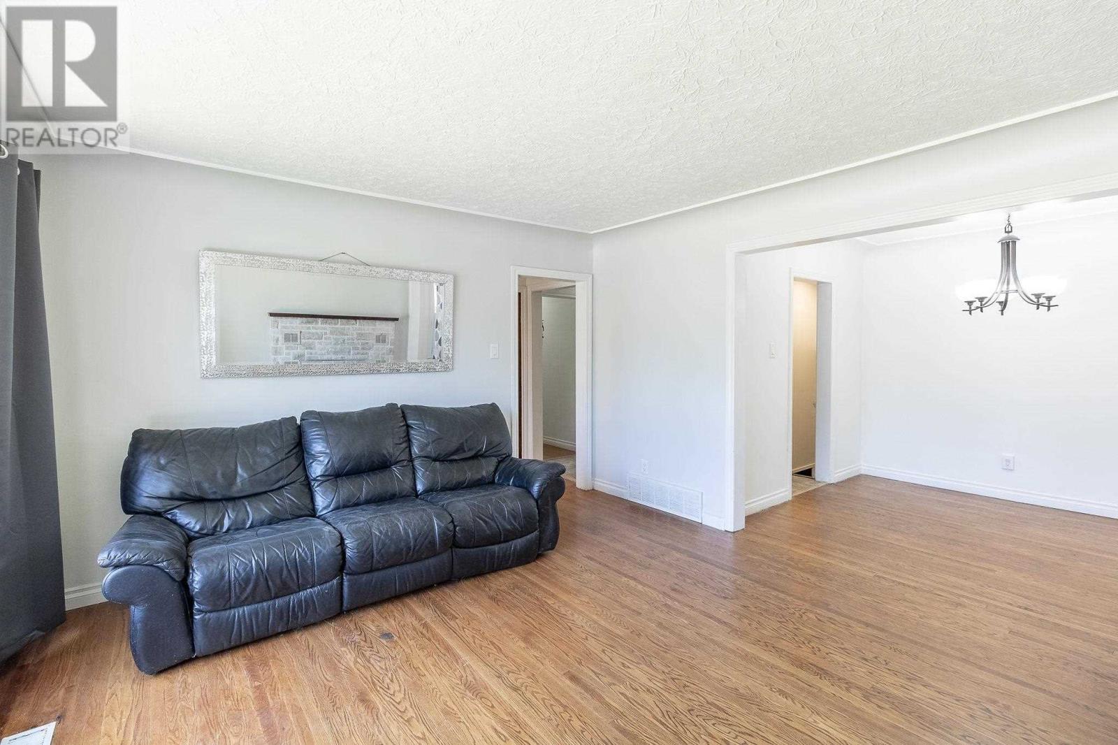 200 Hugill St, Sault Ste. Marie, Ontario  P6A 4E8 - Photo 7 - SM262691