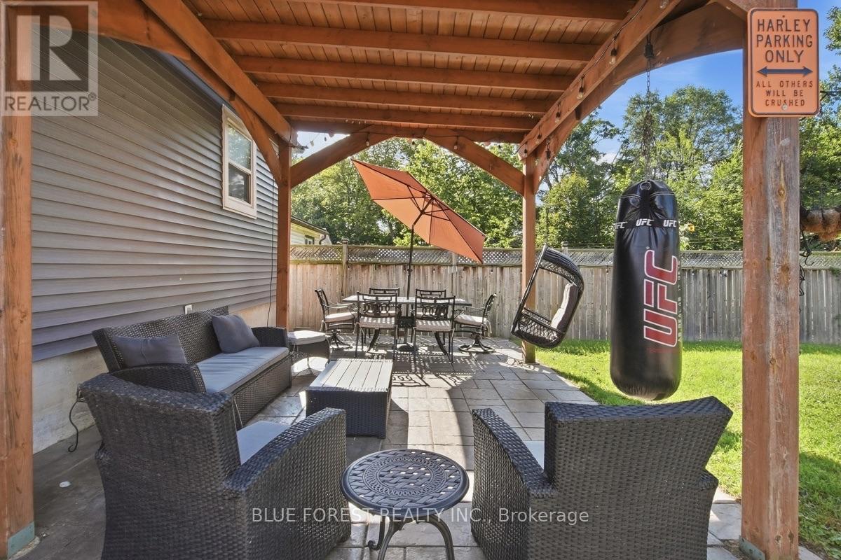 8 Edna Street, London South, Ontario  N5Z 2X9 - Photo 32 - X13834902