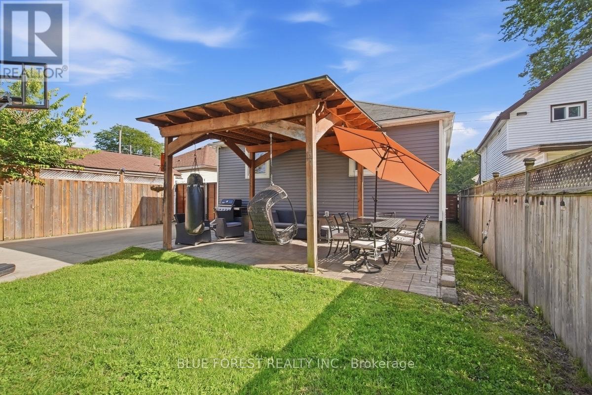 8 Edna Street, London South, Ontario  N5Z 2X9 - Photo 33 - X13834902