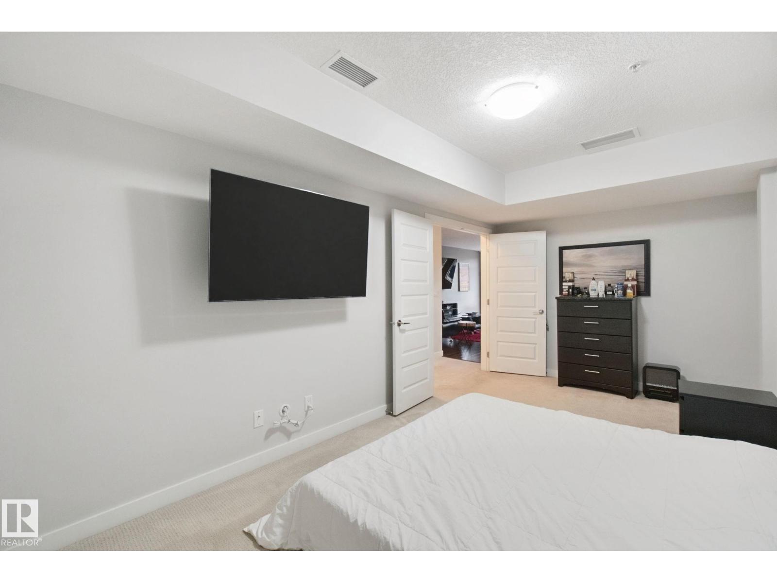 #125 5151 Windermere BV SW SW