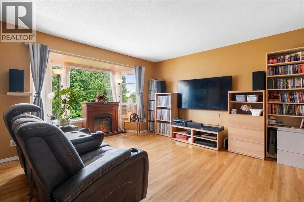 5009 North Haven Drive NW, Calgary, Alberta  T2K 2K3 - Photo 8 - A2343870