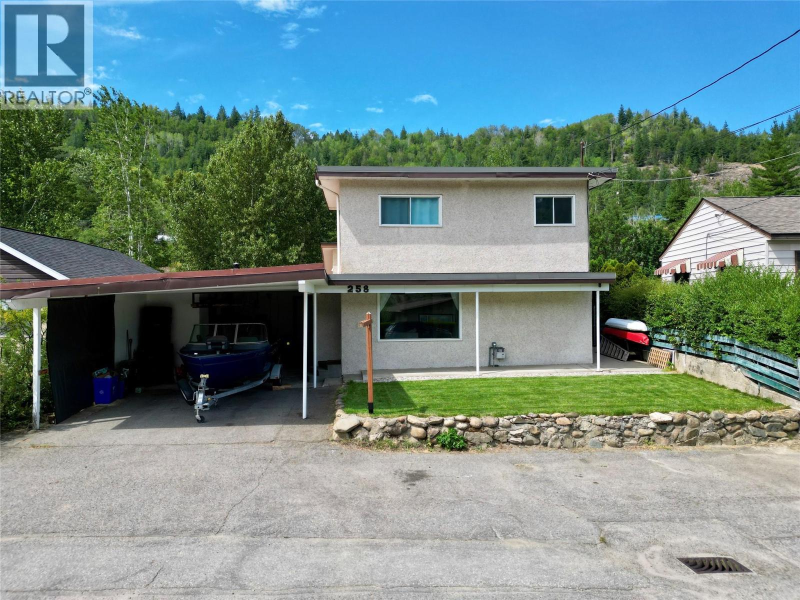 258 2ND Avenue, Trail, British Columbia