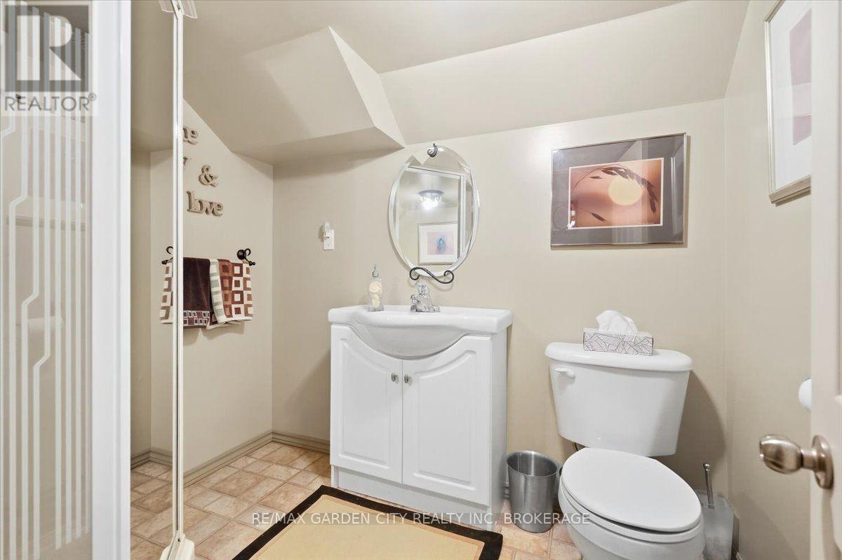 98 Village Road, St. Catharines, Ontario  L2T 3C1 - Photo 24 - X13834772