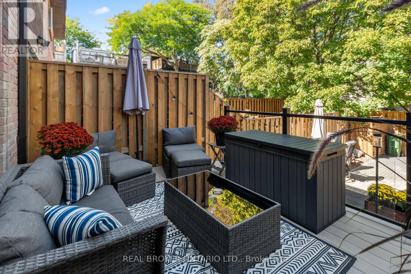 12 St. James Court, Toronto, Ontario  M4X 1X4 - Photo 13 - C13834808