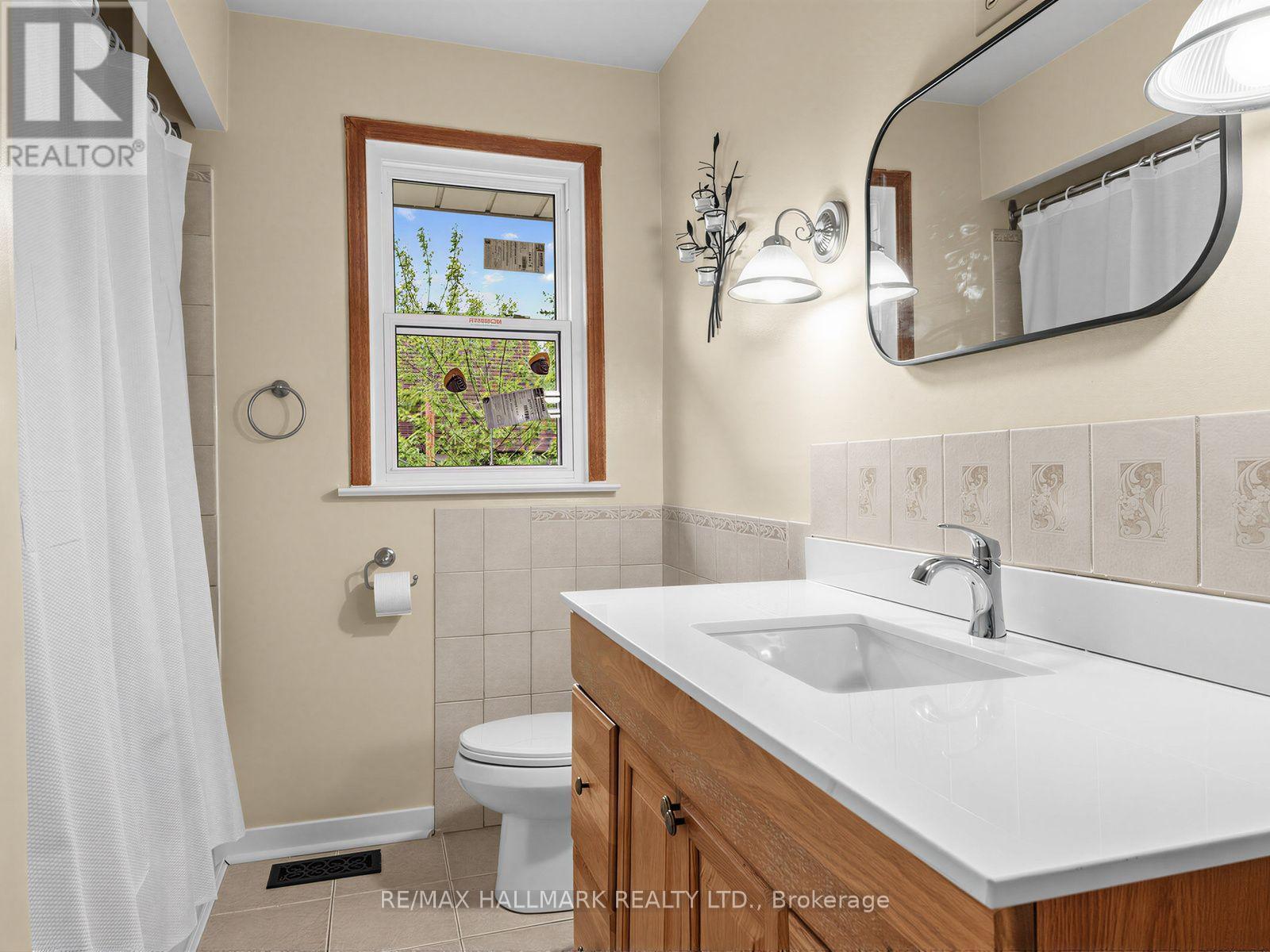 504 Wilson Road S, Oshawa, Ontario  L1H 6C9 - Photo 18 - E13834750