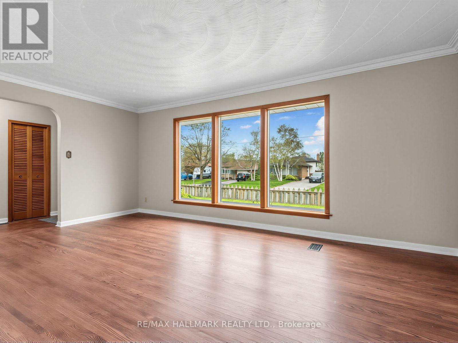 504 Wilson Road S, Oshawa, Ontario  L1H 6C9 - Photo 6 - E13834750