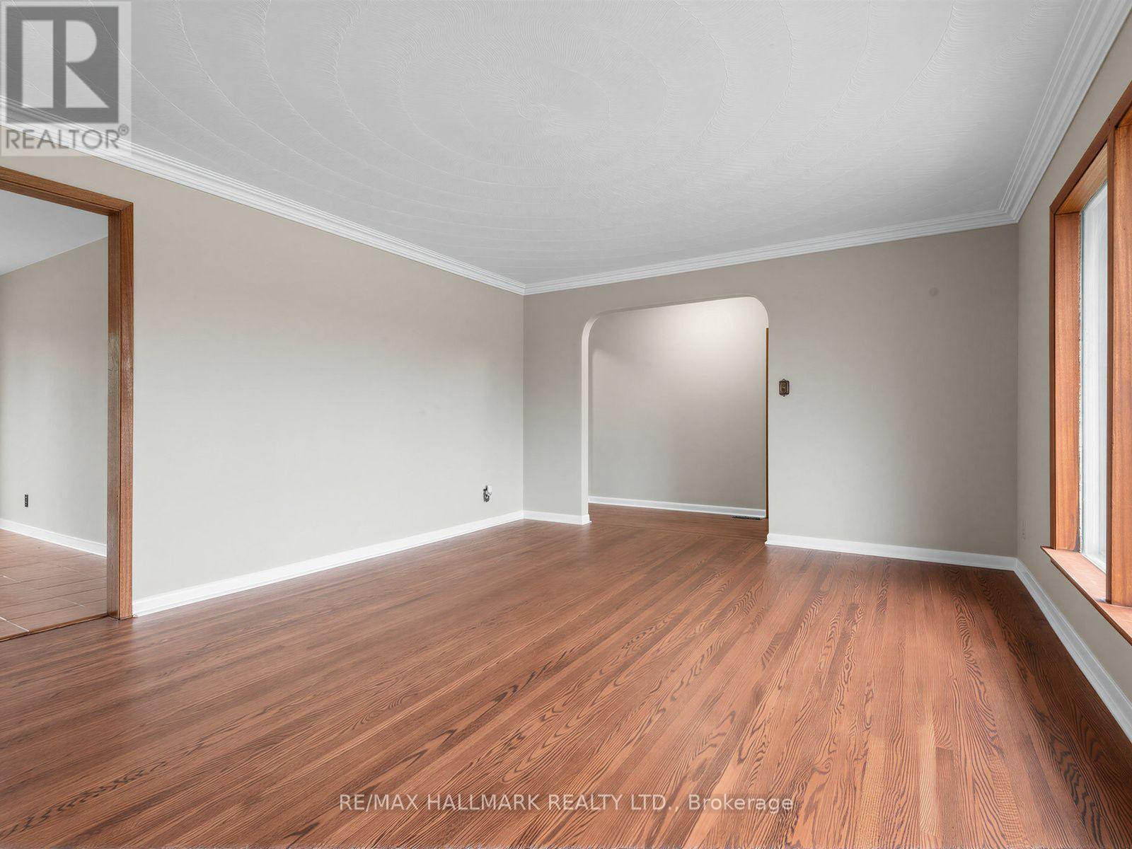 504 Wilson Road S, Oshawa, Ontario  L1H 6C9 - Photo 8 - E13834750
