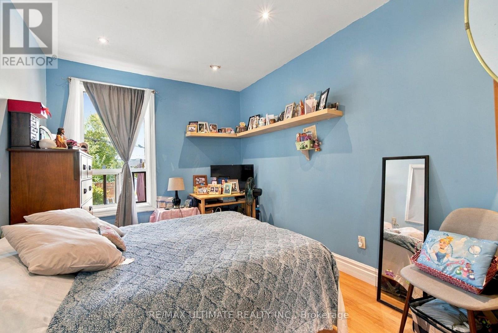 426 Woodfield Road, Toronto (Greenwood-Coxwell), Ontario  M4L 2X3 - Photo 10 - E13834844