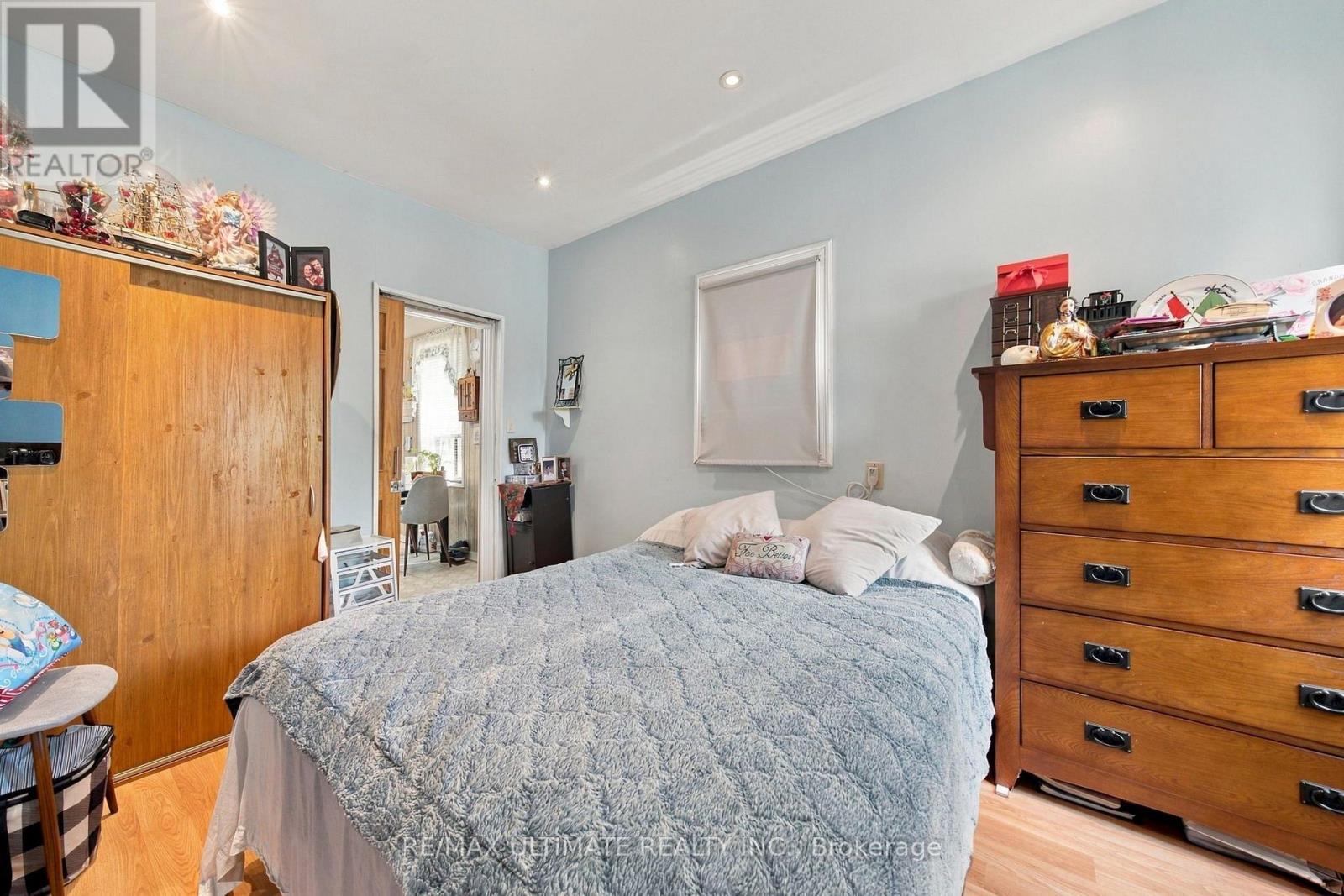 426 Woodfield Road, Toronto (Greenwood-Coxwell), Ontario  M4L 2X3 - Photo 11 - E13834844