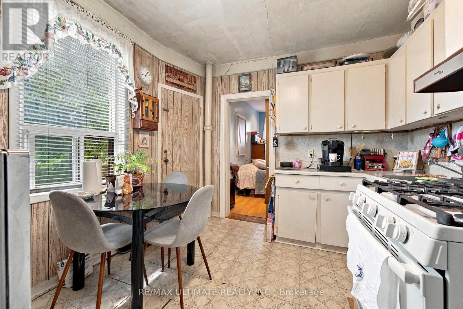 426 Woodfield Road, Toronto (Greenwood-Coxwell), Ontario  M4L 2X3 - Photo 7 - E13834844
