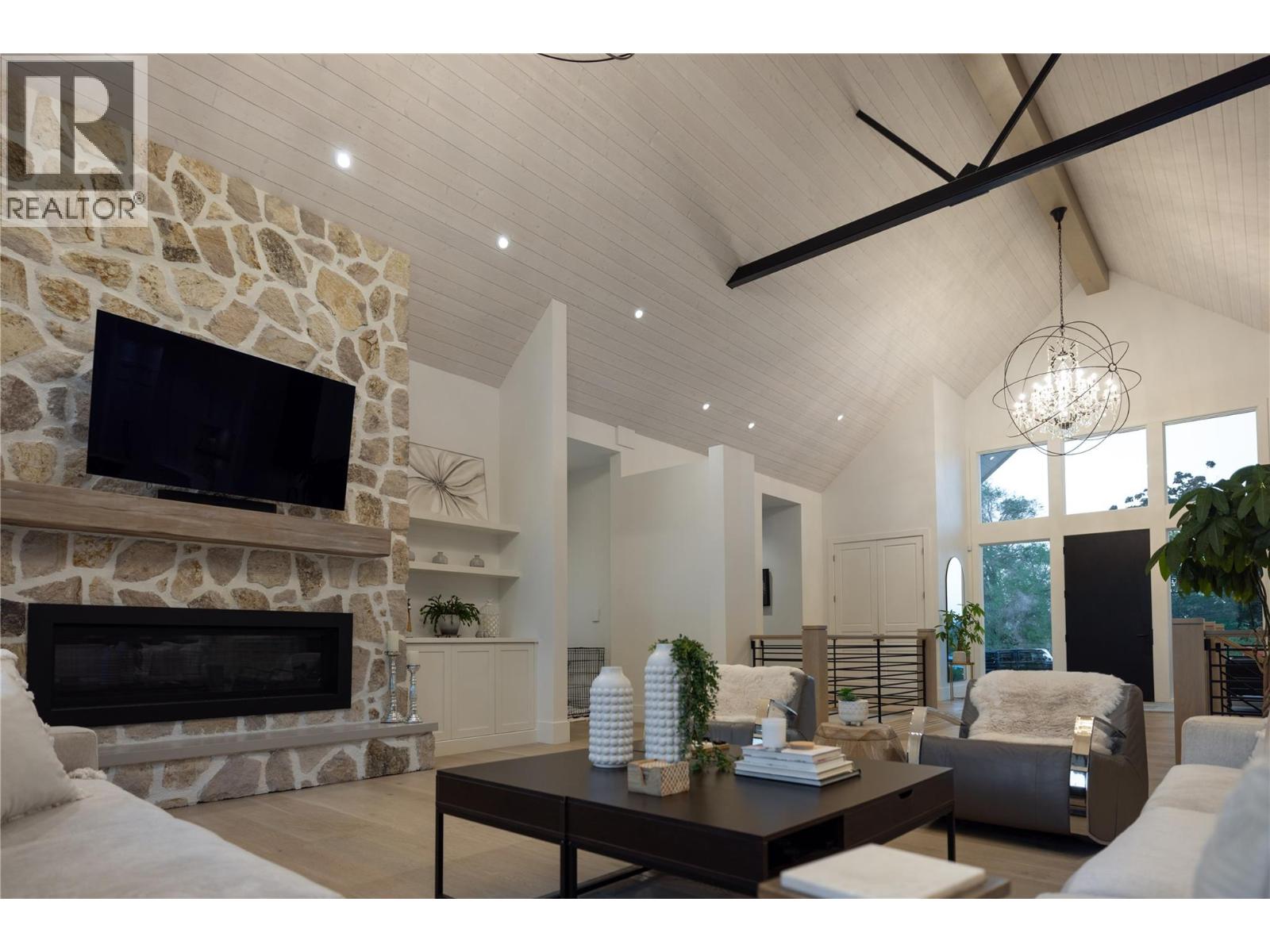 4485 Wallace Hill Road, Kelowna, British Columbia  V1W 4C3 - Photo 8 - 10401398