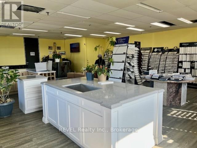 Unit 2 - 590 Welland Avenue, St. Catharines, Ontario  L2M 5V6 - Photo 9 - X13063582