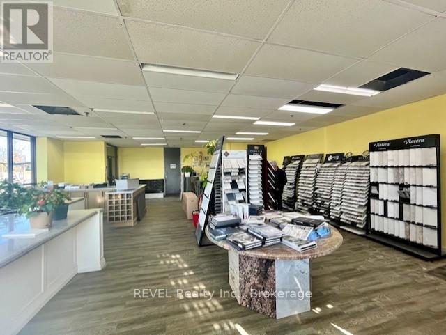 Unit 2 - 590 Welland Avenue, St. Catharines, Ontario  L2M 5V6 - Photo 7 - X13063582