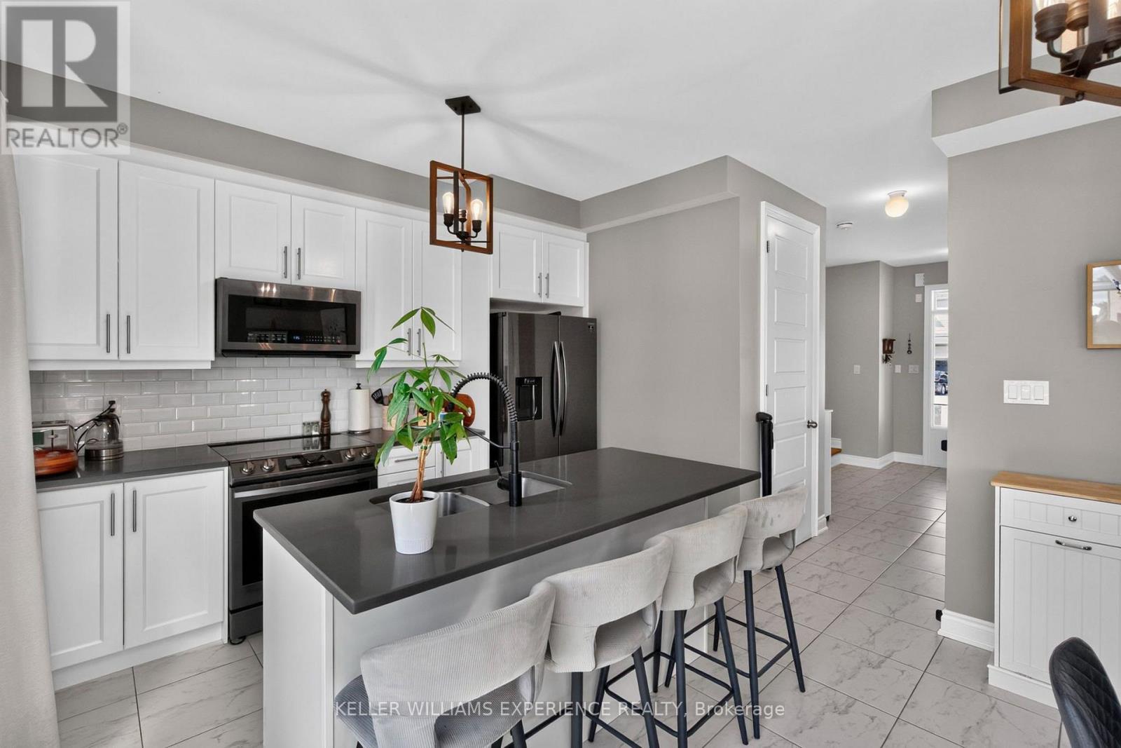 780 Green Street, Innisfil (Lefroy), Ontario  L0L 1W0 - Photo 6 - N13834862
