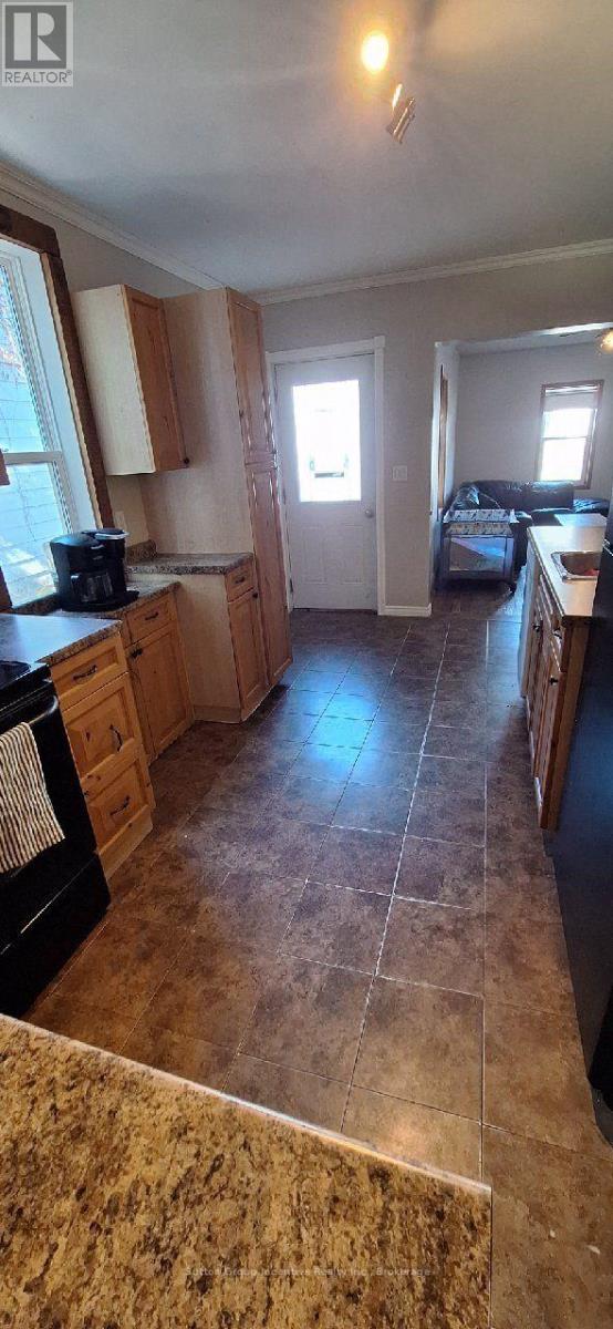 151 David Street, Gravenhurst, Ontario P1P 1J5 - Photo 7 - X13834870