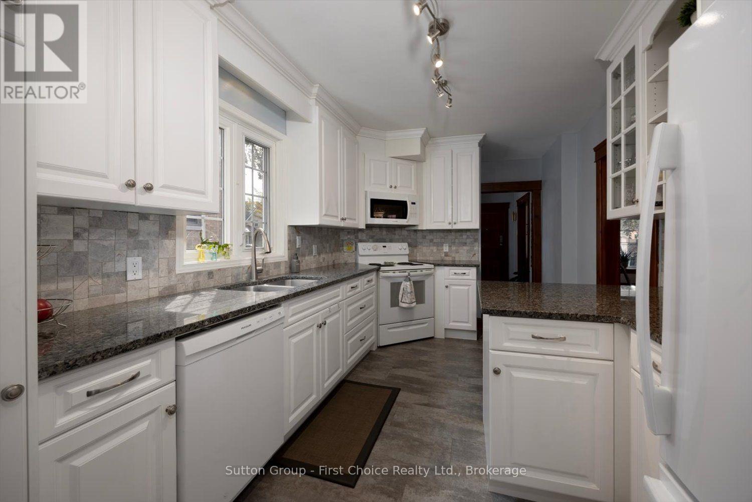94 Cambria Street, Stratford, Ontario N5A 1H1 - Photo 14 - X13834914