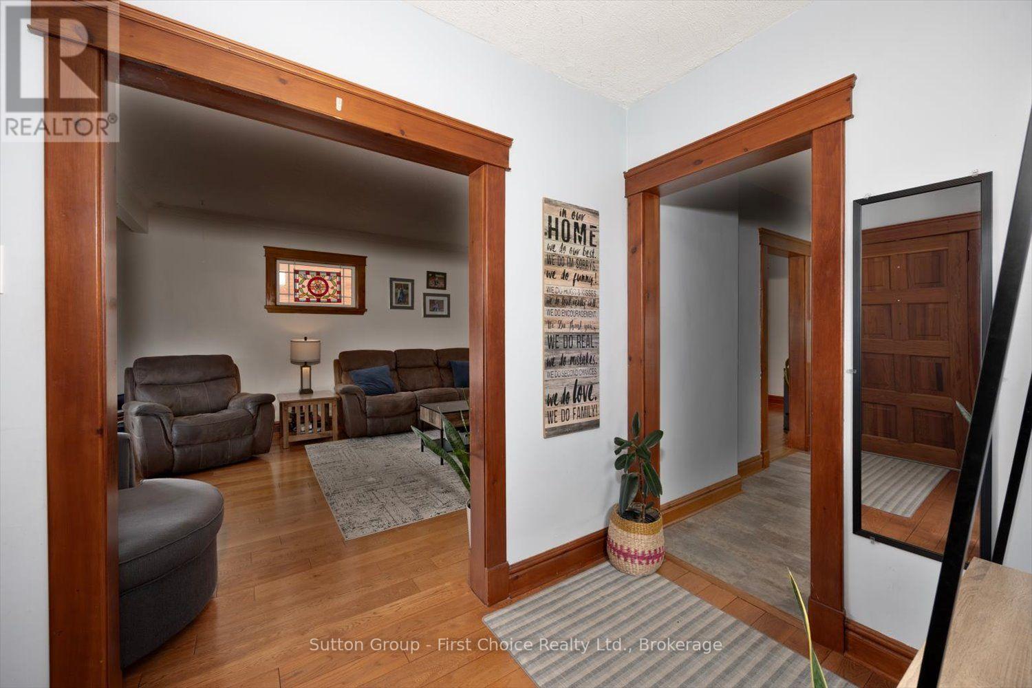94 Cambria Street, Stratford, Ontario N5A 1H1 - Photo 7 - X13834914
