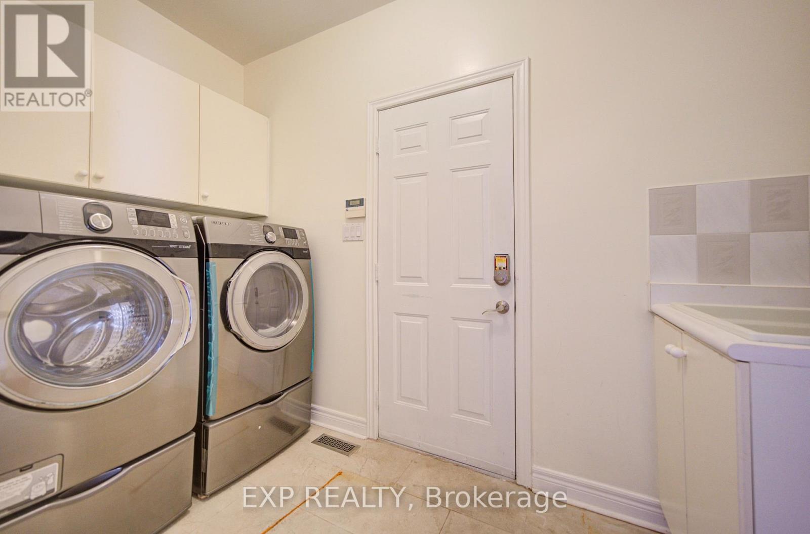 17 Country Ridge Drive, Markham, Ontario  L6E 1C4 - Photo 6 - N13820490