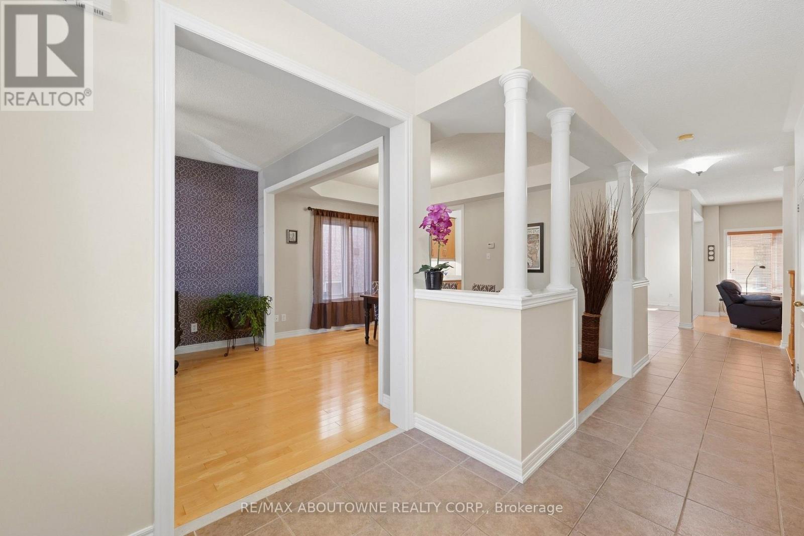 1094 Gorham Way, Milton (Cl Clarke), Ontario  L9T 6N7 - Photo 12 - W13834764