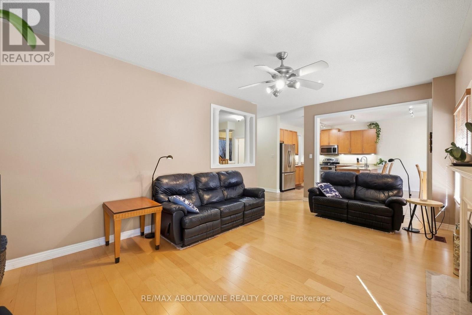 1094 Gorham Way, Milton (Cl Clarke), Ontario  L9T 6N7 - Photo 16 - W13834764