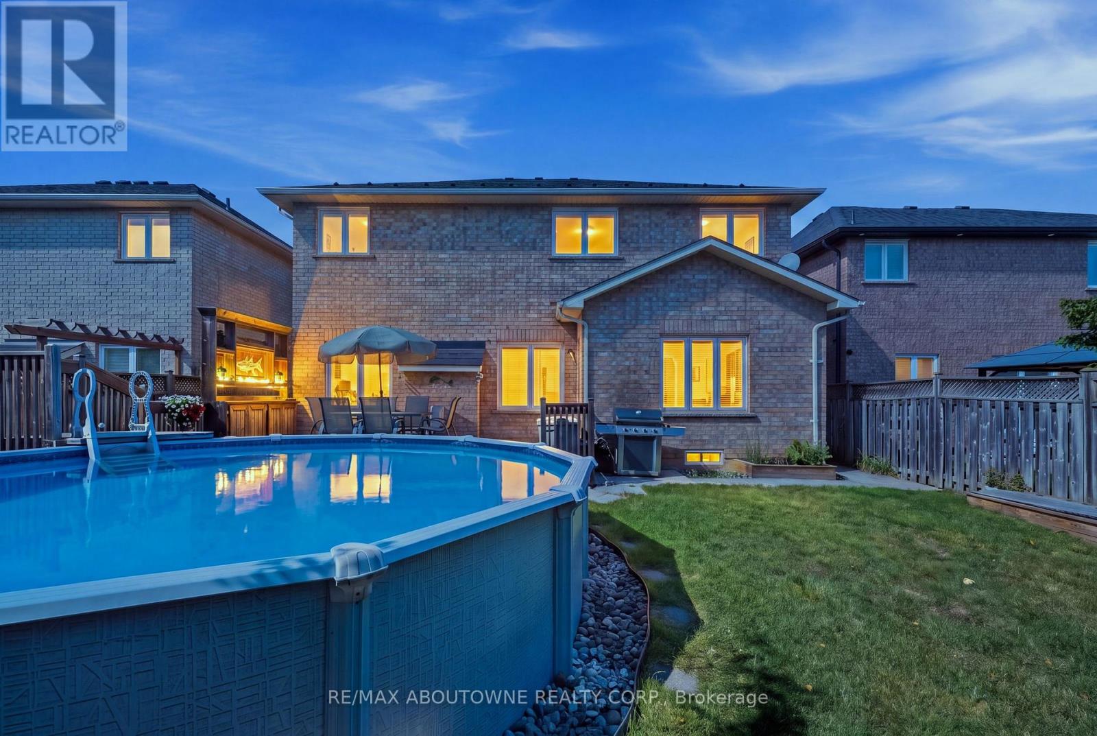 1094 Gorham Way, Milton (Cl Clarke), Ontario  L9T 6N7 - Photo 3 - W13834764